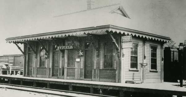 Byfield Station