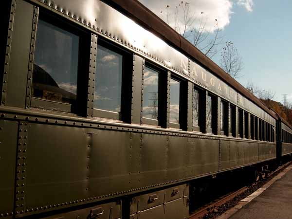 Naugatuck Railroad excursion train