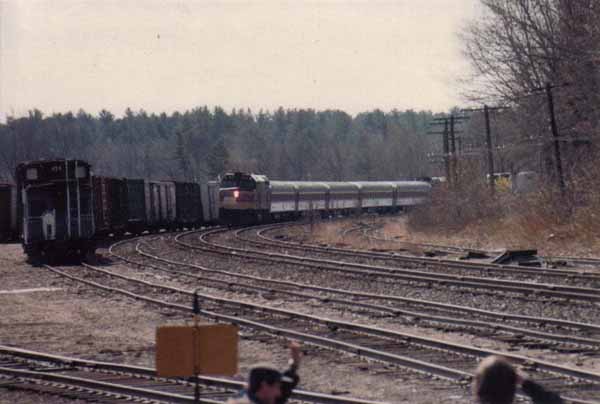 A Railroad Enthusiasts trip from Boston arrives in the Nashua Yard