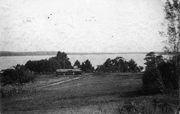 Trolley along the Shore