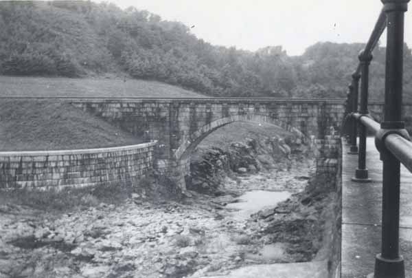 Massachusetts Central Railroad Bridge, Clinton, Massachusetts Dam, 1922/1923