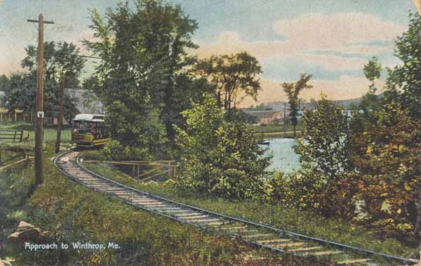 Approach to Winthrop, Maine