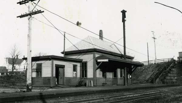 Postcard: Salisbury station | Railroad History