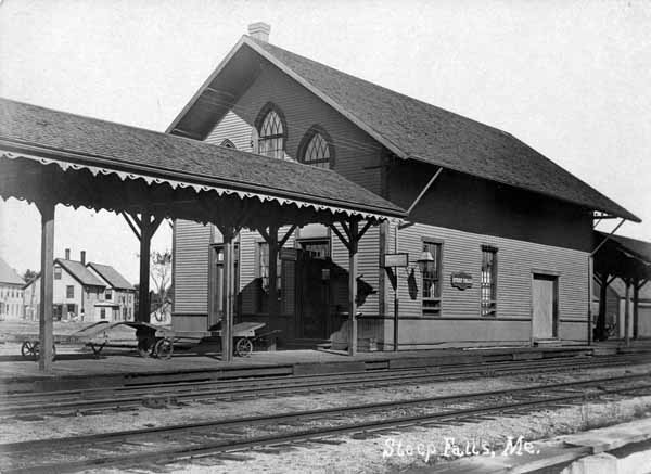 Steep Falls, Maine Station