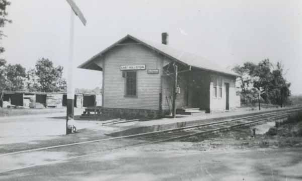 East Holliston, Massachusetts Station