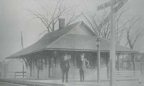 Pontiac station, Warwick, Rhode Island