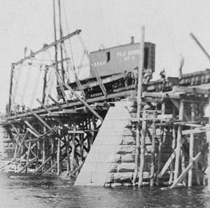 Grand Trunk pole driver constructing new bridge
