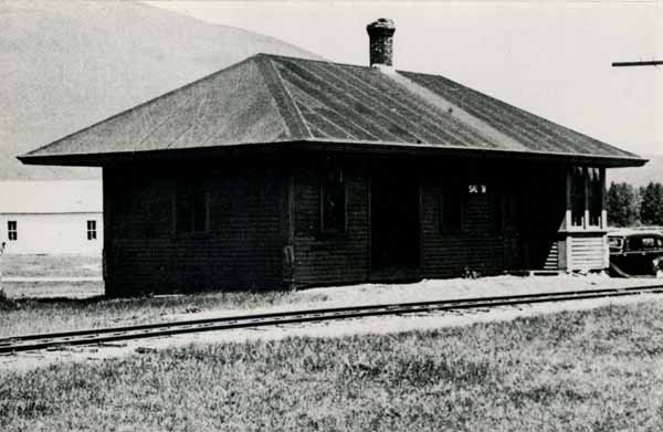 Railroad Station, Salem, Maine