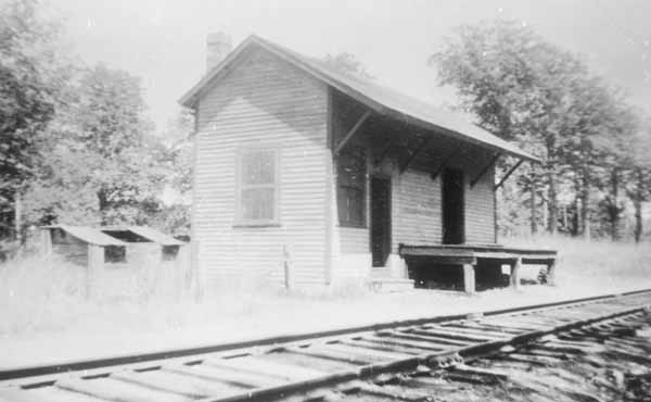 Railroad Station, Scotland, Connecticut