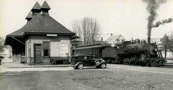 Boston & Maine Railroad #1395 at Winchester, Massachusetts
