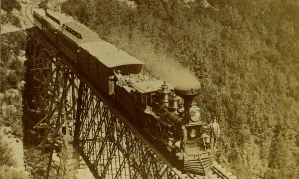 Pass of the Crawford Notch and Train