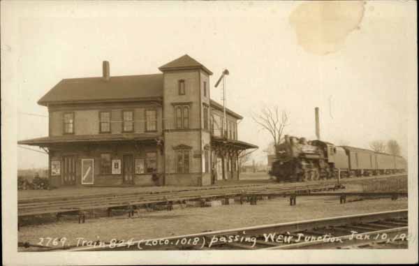 Train 824 (locomotive 1018) passing Weir Junction. January 10, 1931